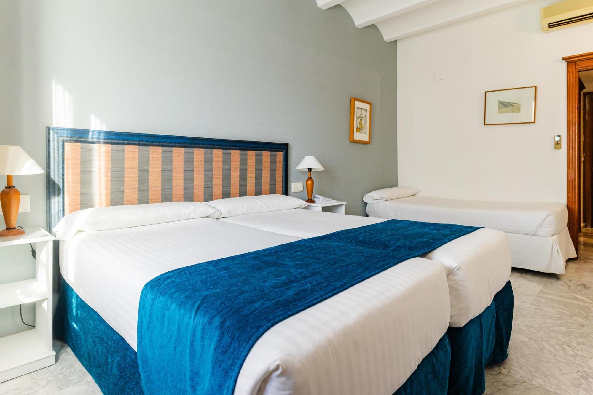 Ad Hoc Parque Hotel Bétera Eksteriør billede