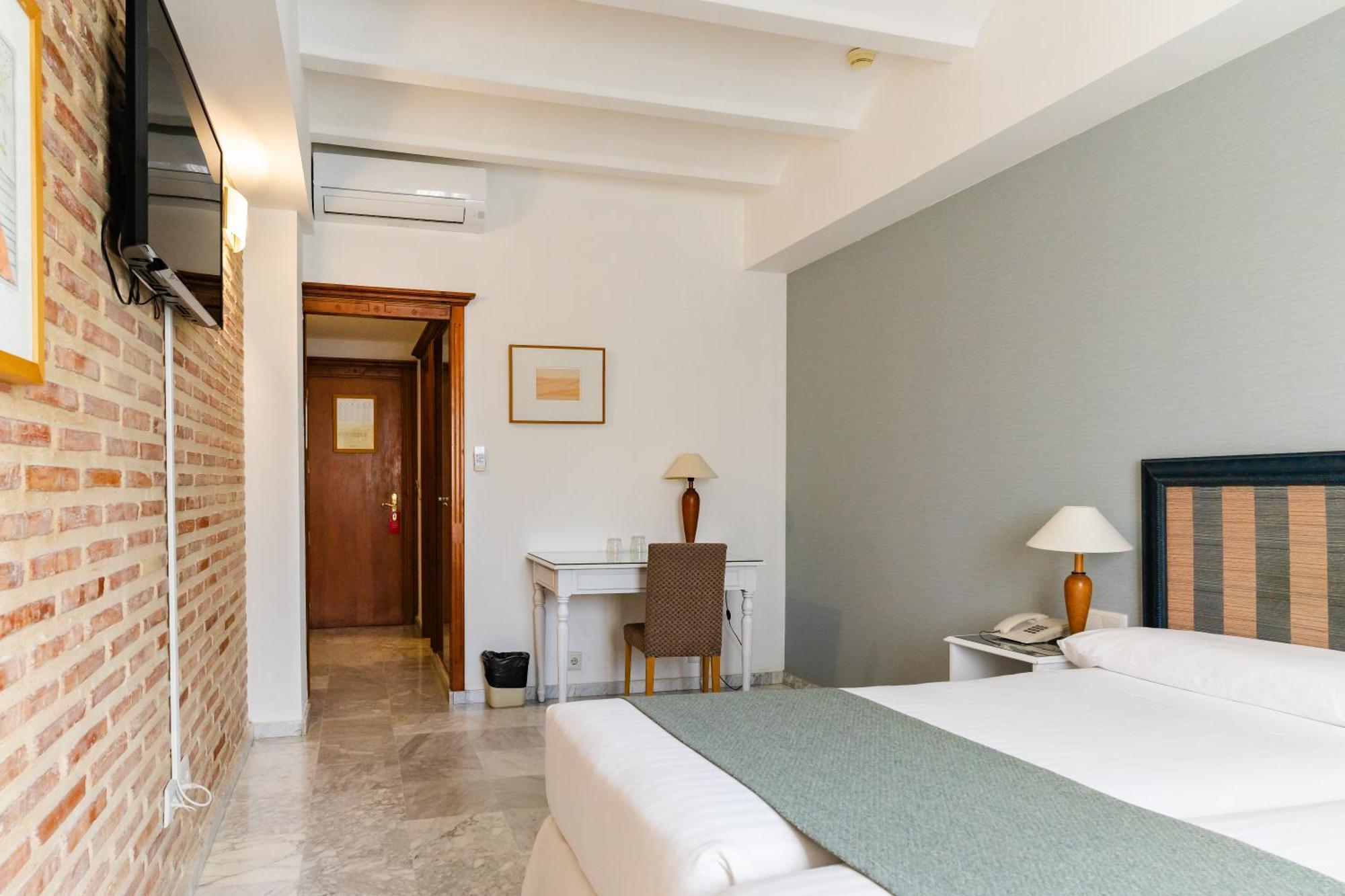 Ad Hoc Parque Hotel Bétera Eksteriør billede