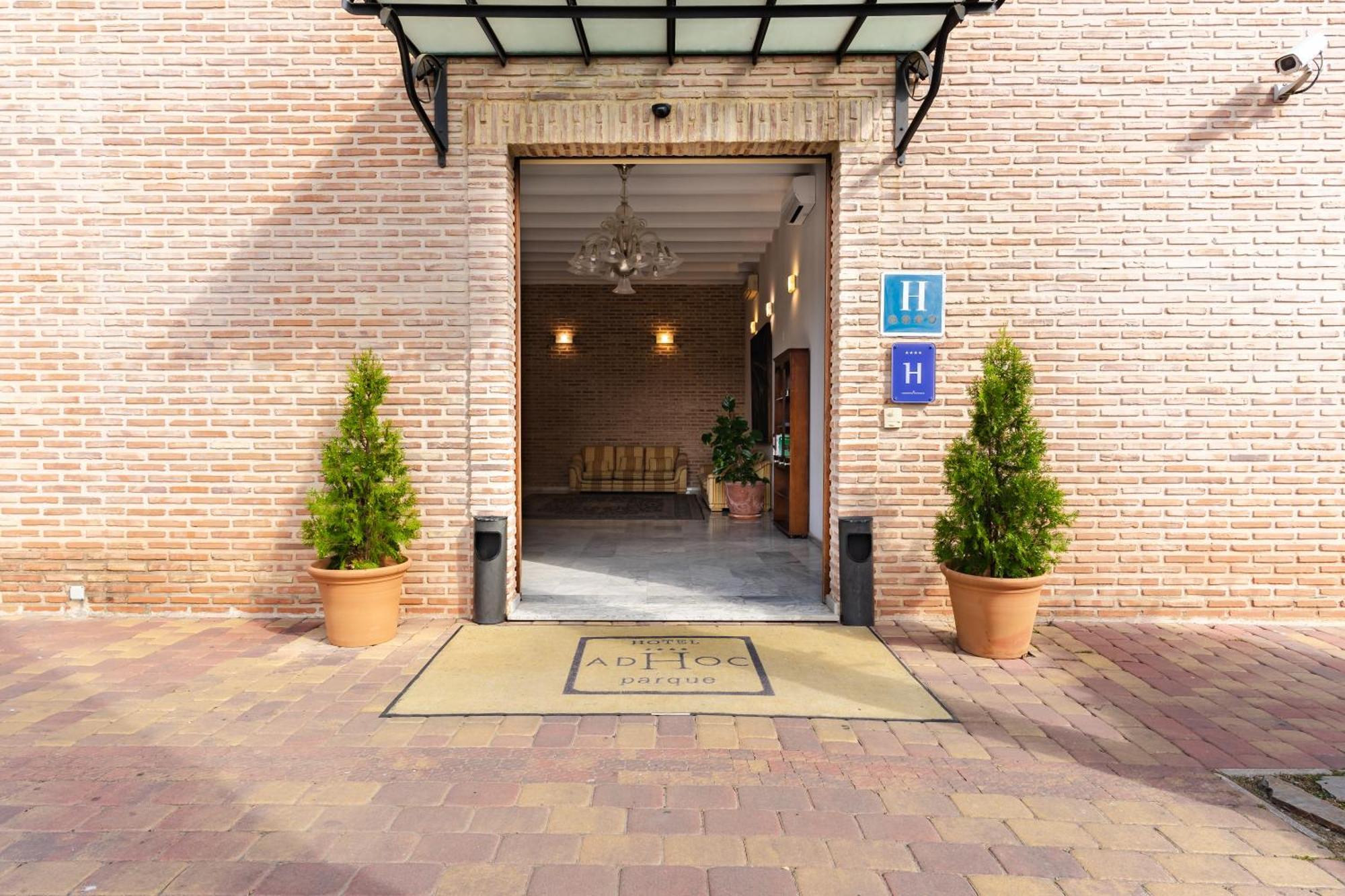 Ad Hoc Parque Hotel Bétera Eksteriør billede